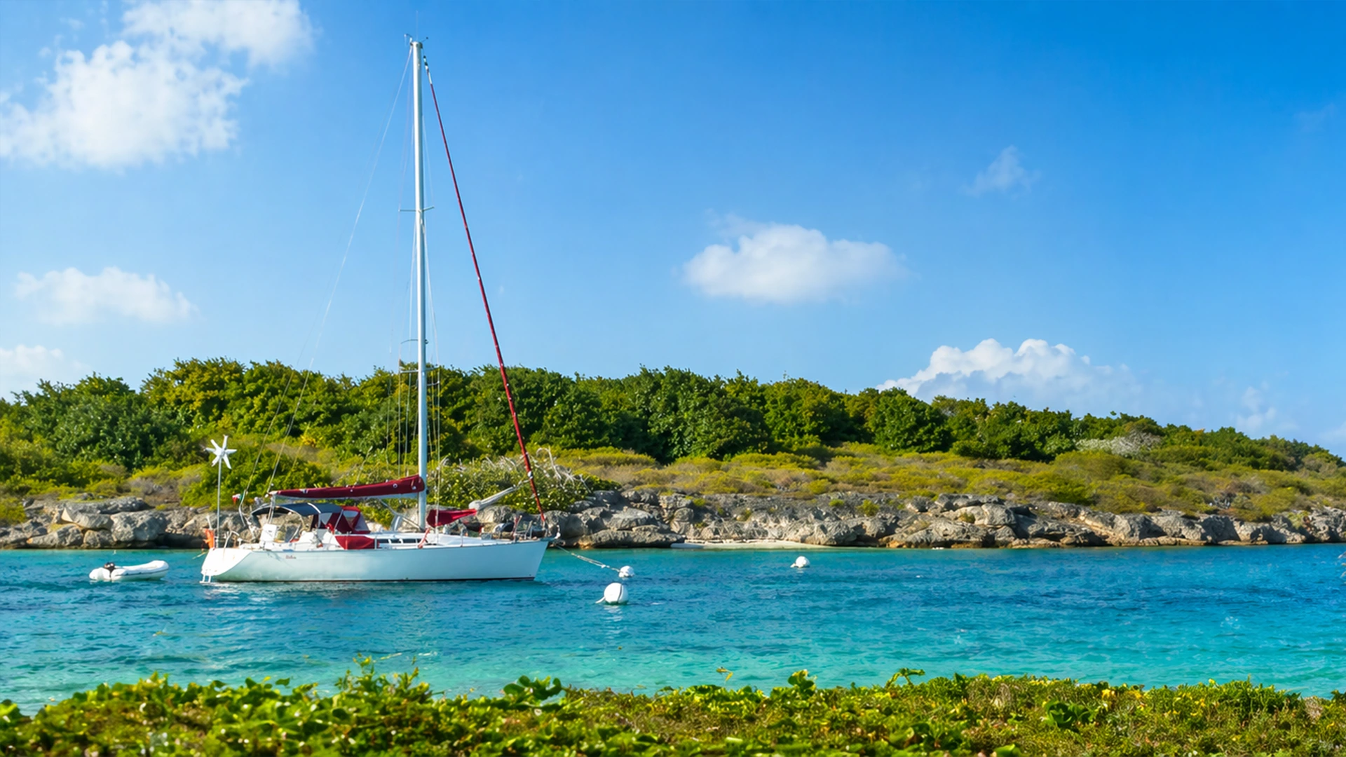 Croisière ou mini-croisière en voilier privatisé en Guadeloupe vers Petite-Terre, Marie-Galante, Les Saintes ou la Dominique