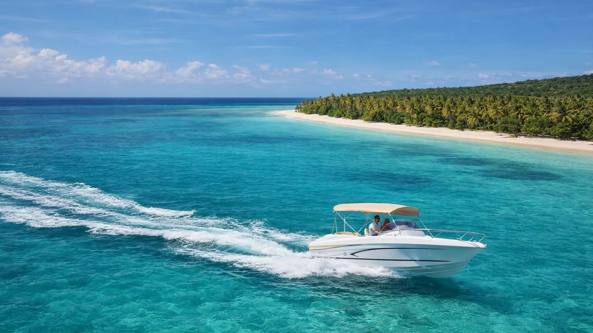 Location de bateau moteur ou excursion privatisée vers Petite-Terre, La Désirade et le Grand-Cul-de-Sac-Marin en Guadeloupe